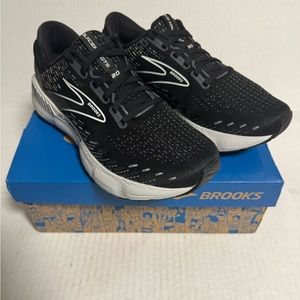New Brooks 1203701B059 Women's Glycerin GTS 20 Black/White/Alloy Size 9.5